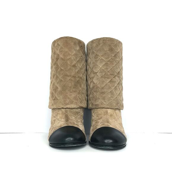 Chanel Quilted Foldover CC Clover Suede Cap Toe Pull On Boots 39 - Picture 6 of 11